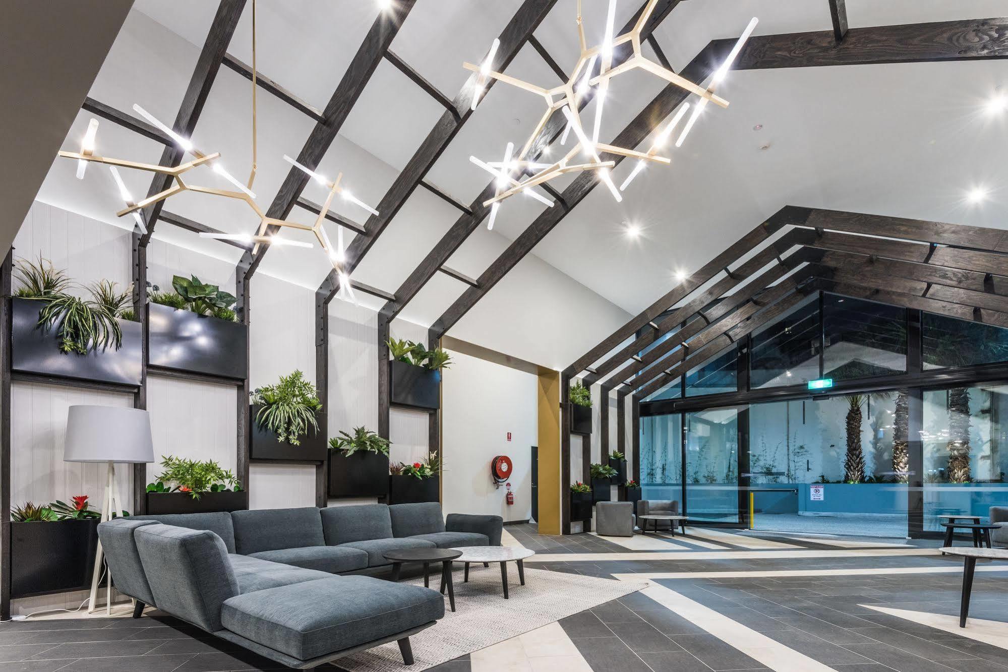 Playhouse Apartments Abbotsford Мельбурн Экстерьер фото